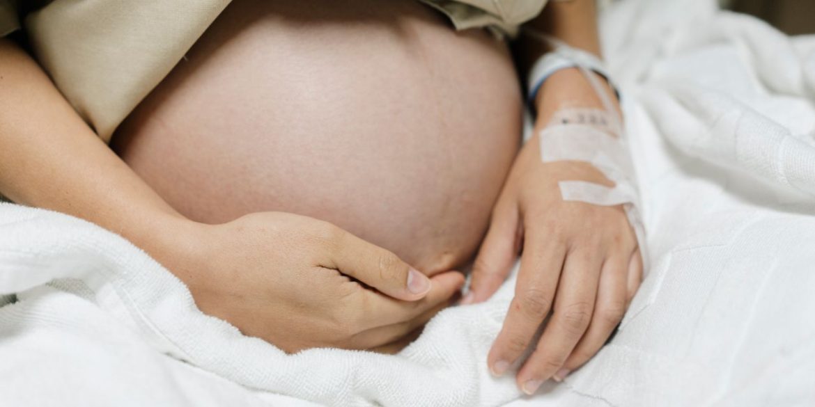 Why Do Thousands of Women Feel Pain During a C-section?