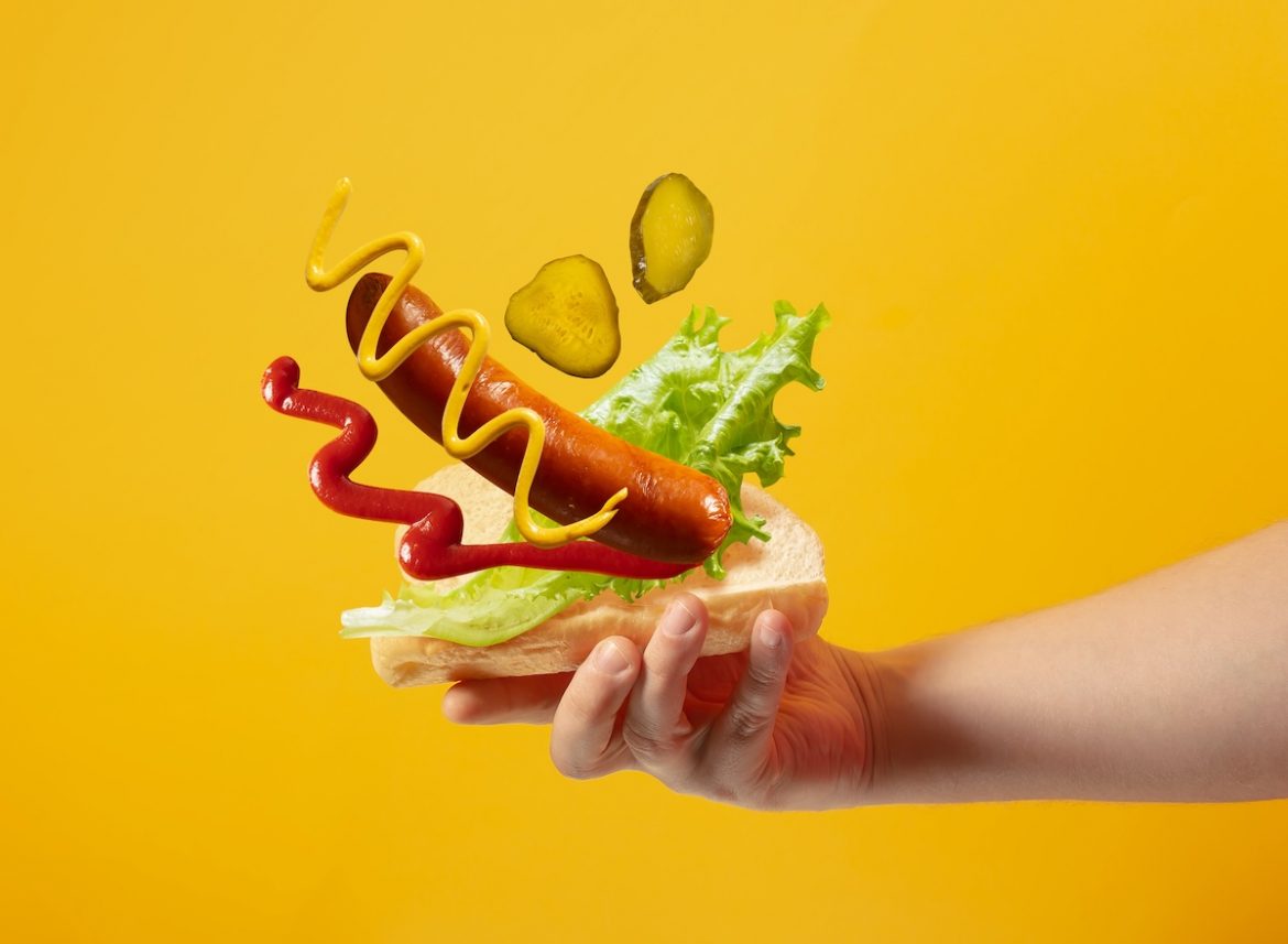 7 Restaurant Chains With the Best Hot Dogs