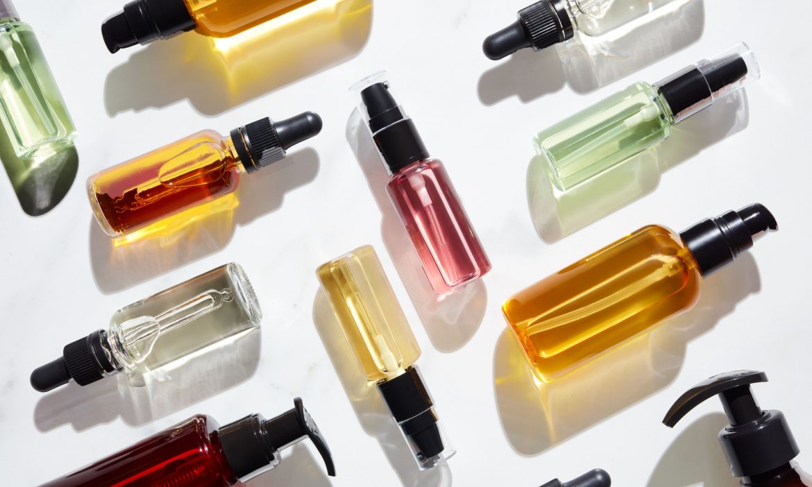 Gotta Go? Spray This 2-Ingredient DIY Bathroom Freshener First