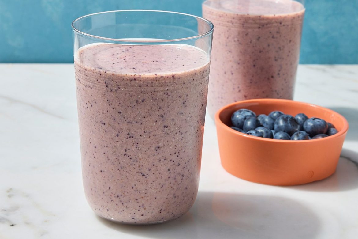Mango-Blueberry Chia Seed Smoothie