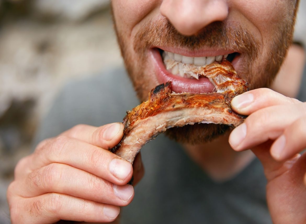 7 Steakhouse Chains That Do Ribs the Right Way