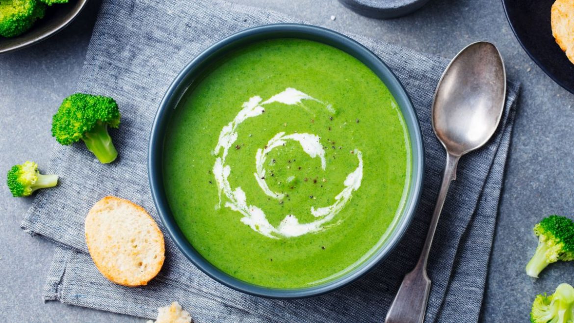 This Weight-Loss Soup Recipe Beats Bloating and Melts Pounds