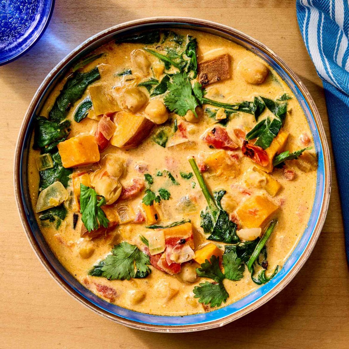 15+ Anti-Inflammatory Soup Recipes to Keep in Your Freezer