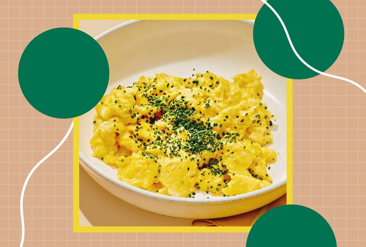 This is the Best Way to Make Scrambled Eggs