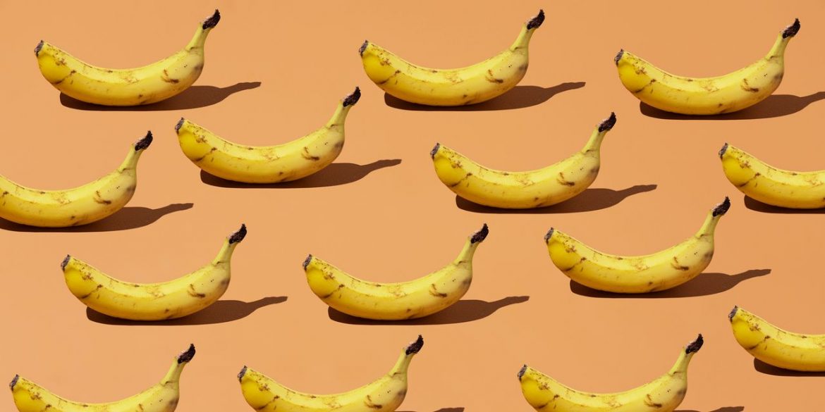 3 Simple Steps to Keep Your Bananas From Rotting Way Too Soon