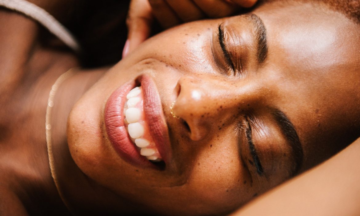 Derms & Plastic Surgeons Share 3 Secret Weapons For Stronger Skin