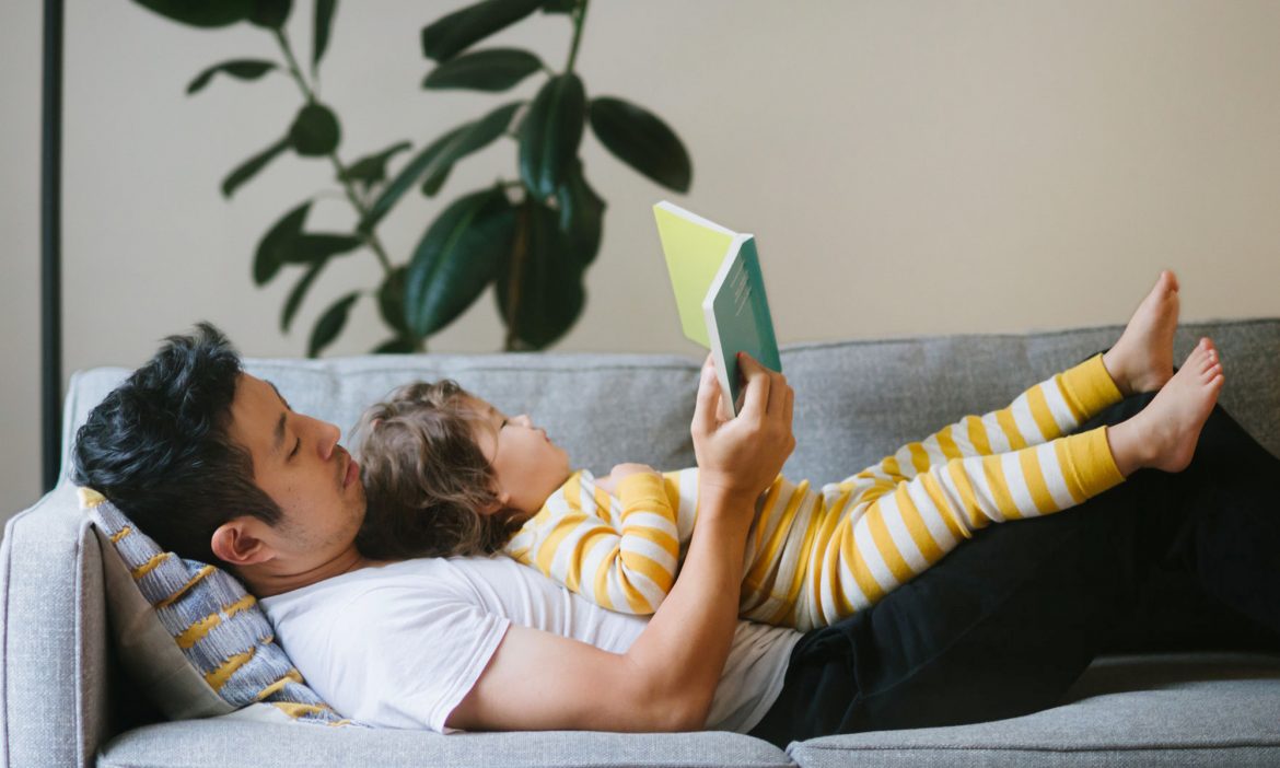 How To Use Story Time To Soothe Anxious Kids, From Teachers