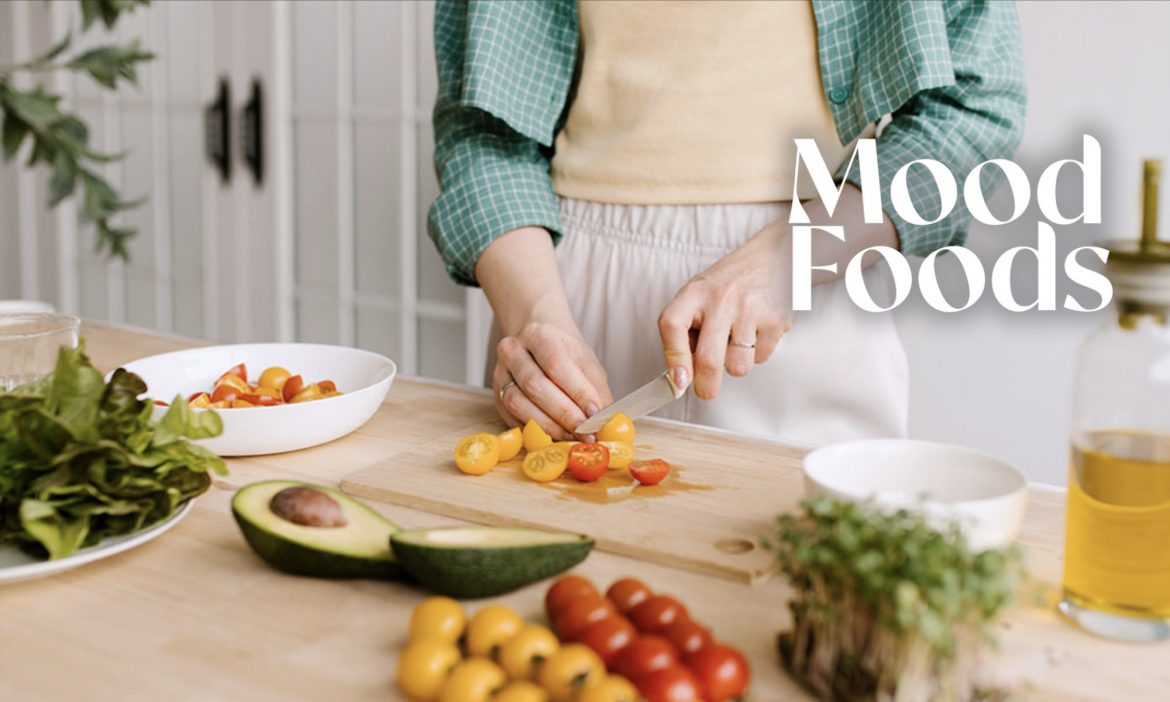 5 Anti-Inflammatory Foods To Eat For A Younger, Healthier Brain