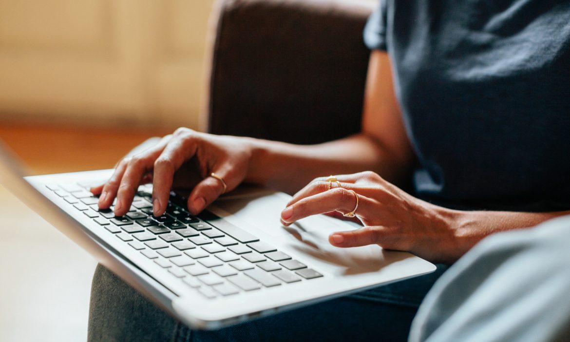 6 Types Of People Who Are More Likely To Get Catfished