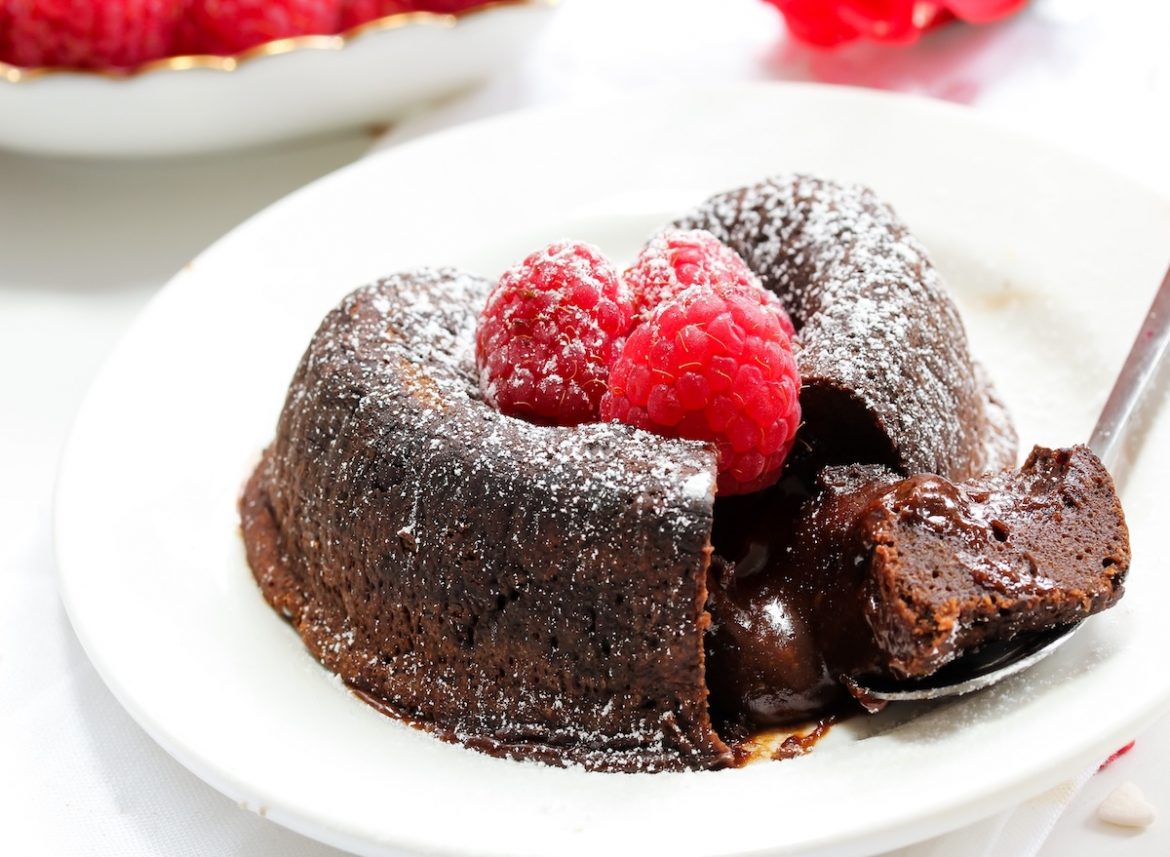 7 Restaurant Chains With the Best Chocolate Lava Cake