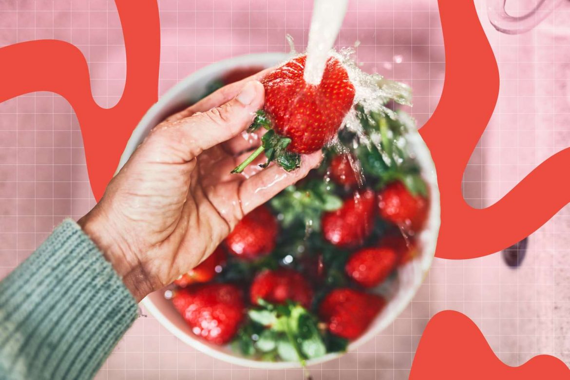 Wash Dirty Dozen Produce Like a Food Scientist with These Tools