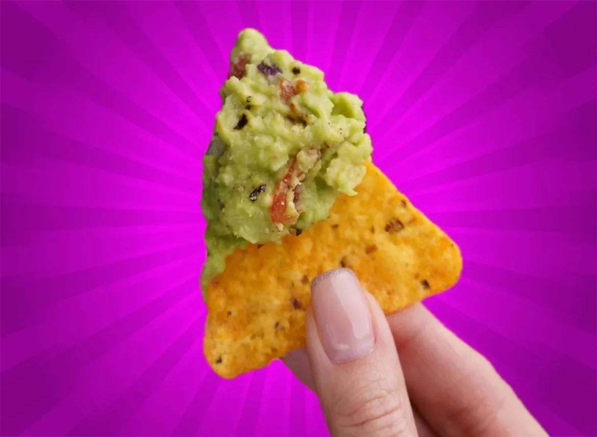 6 Mexican Chains Serving the Freshest Guacamole in America