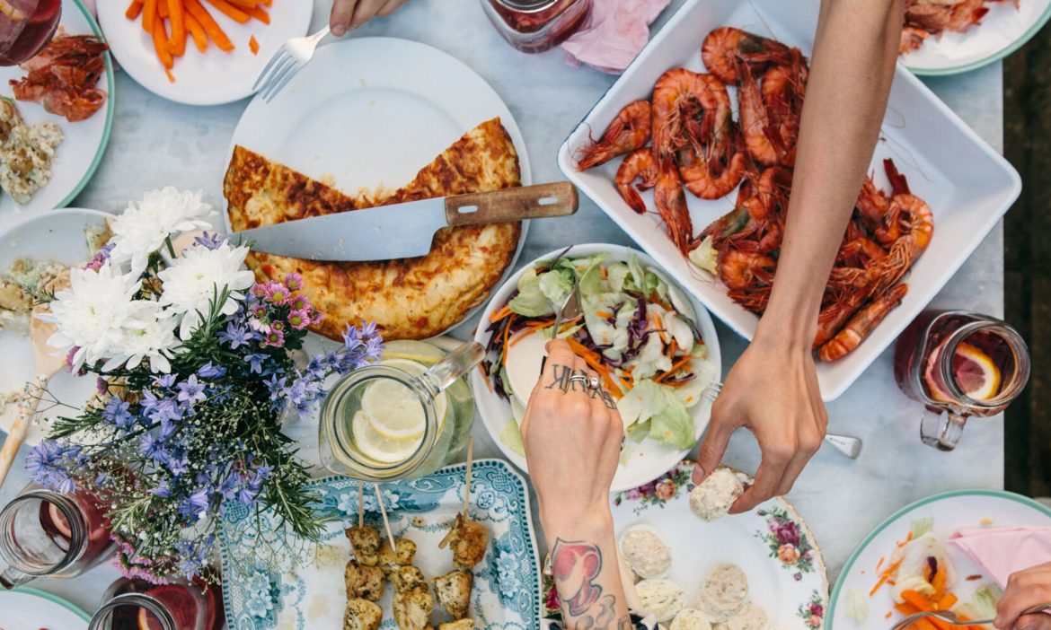 Want To Improve Digestion? Avoid These Foods, Says An Ayurvedic MD